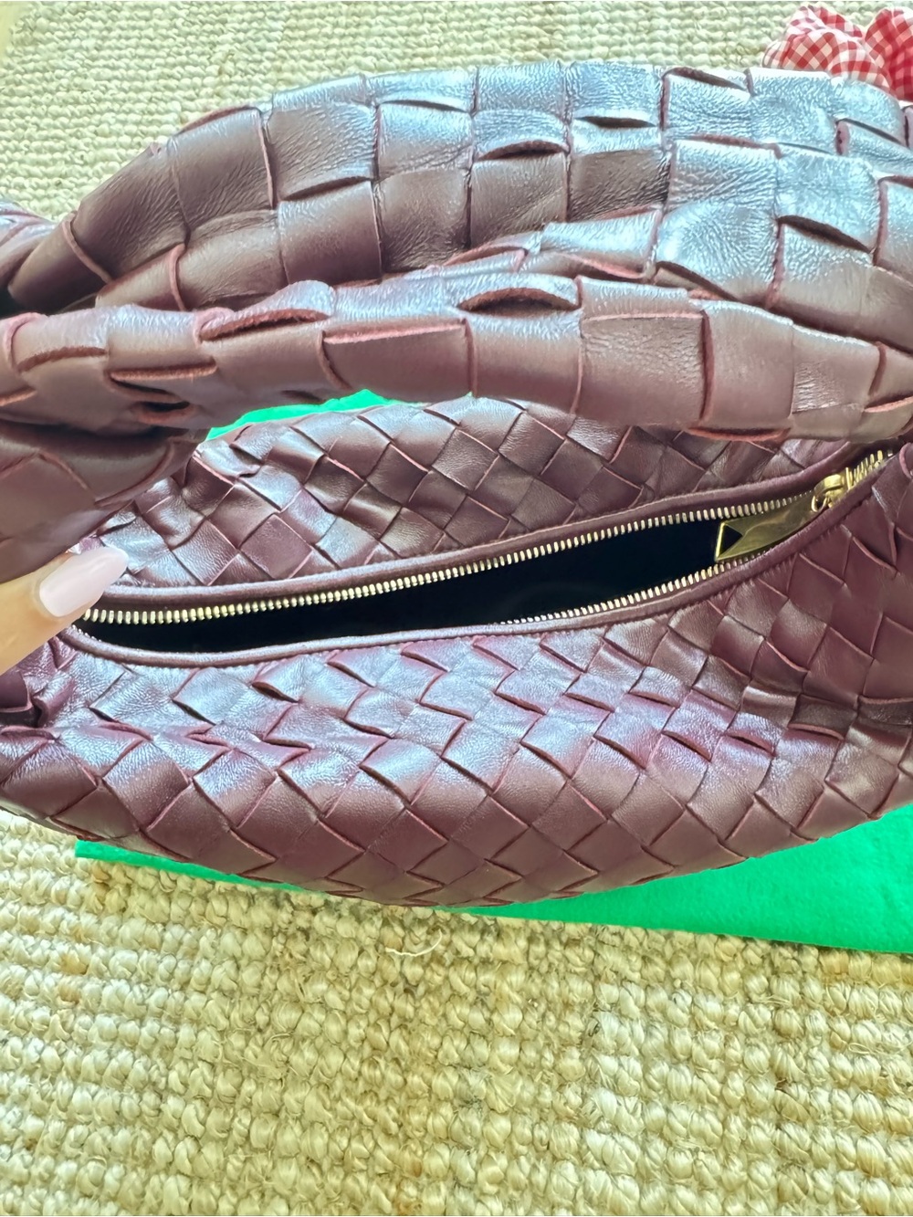Bottega Veneta Woven Hobo Bag in Burgundy - Picture 6 of 6
